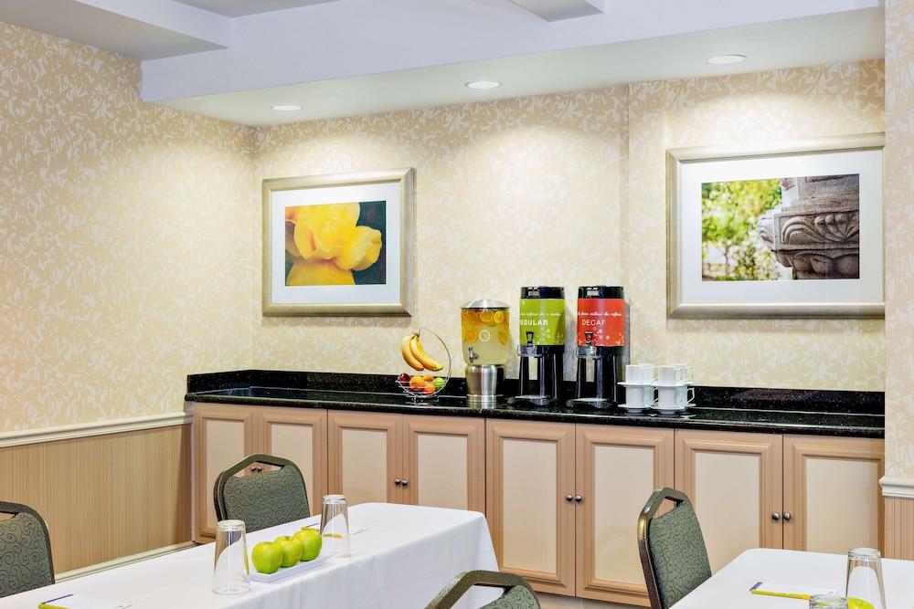 Hilton Garden Inn Folsom Exterior foto