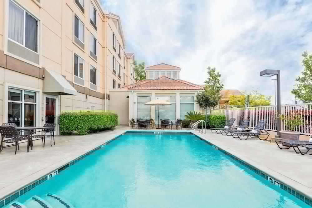 Hilton Garden Inn Folsom Exterior foto